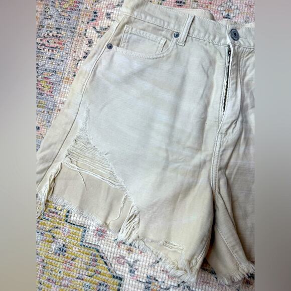 American Eagle Highest Rise Mom Cutoff distressed Shorts Tan Size 10 Women’s - Picture 2 of 5
